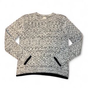 NWT MINKPINK Women’s Brushed Grey Merle Knit Crewneck Sweater — SMALL